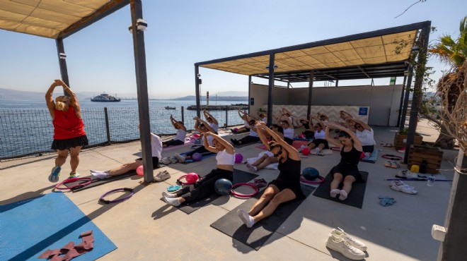 Körfez manzarasında spor keyfi