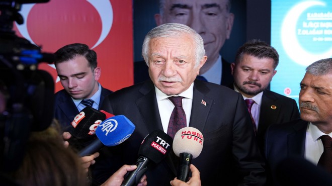 MHP'li Adan: Seçilmiş bir belediye başkanının hizmetten uzak durması üzüntü verici