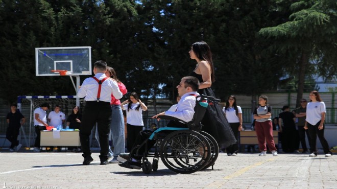 Öğrenciler istedi... Büyükşehir ekipleri yaptı