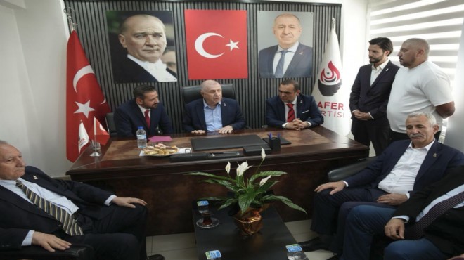 Özdağ'dan İzmir'de dikkat çeken 'ittifak' mesajı!