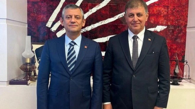 Özel’den İzmir çıkışı: Satıp gidenler hain oğlu haindir!