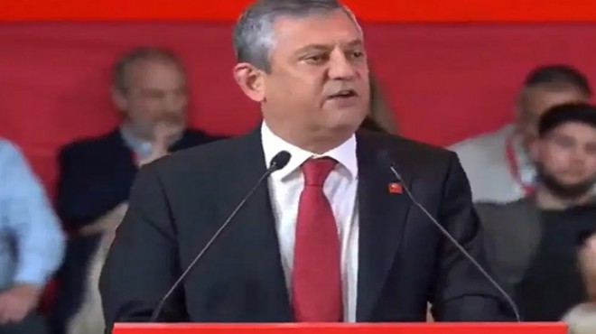 Özgür Özel’den Barselona’da tarihi konuşma!