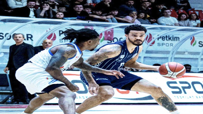 Petkimspor'a Anadolu Efes'ten darbe