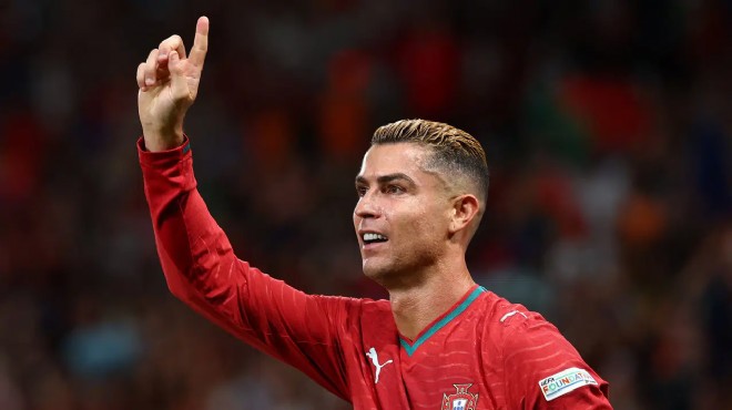 Ronaldo: Tarihin en iyisi benim, nokta!