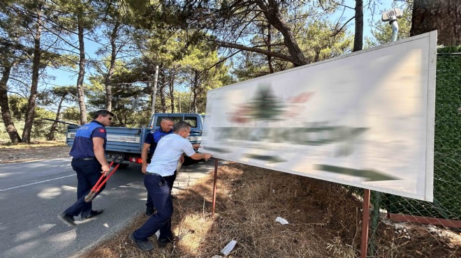 Tek tek söküldü... Bornova'da usulsüz tabelalara geçit yok