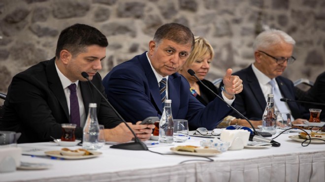 Tugay'dan çöp krizi açıklaması: Murat Kurum konuya siyaset üstü baktı!