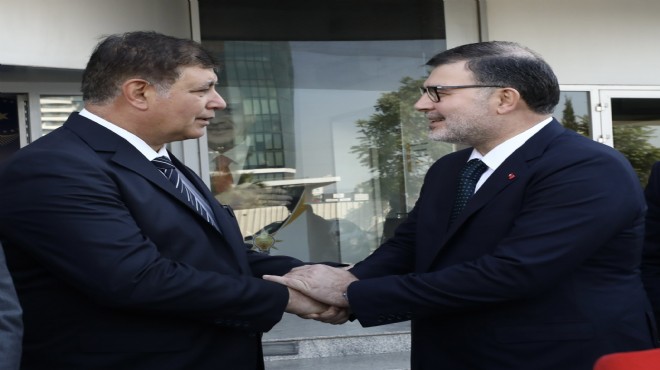 Tugay'dan hükümete 'hizmet' eleştirisi, AK Partili Saygılı'ya övgü!