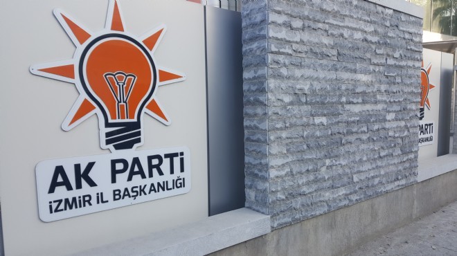 Tugay'ın 'personel fazlalığı' açıklamalarına AK Parti'den 'çeyrek asır' göndermesi!
