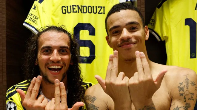 UEFA duyurdu: Fenerbahçe'ye ceza şoku!