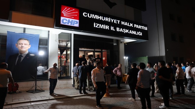 Utku Gümrükçü açıkladı: Neden il binasına gece geldi?