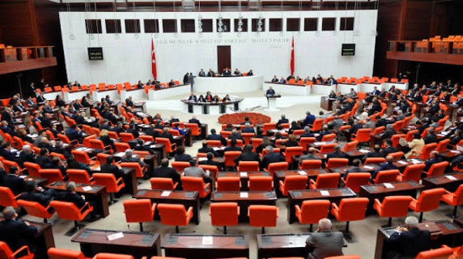 YENİ Parti İzmir'de hangi vekiller 'Çerçeve Yasa'ya 'hayır' dedi?